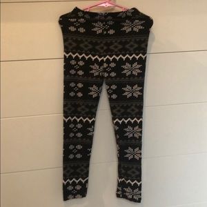 Snowflake print leggings
